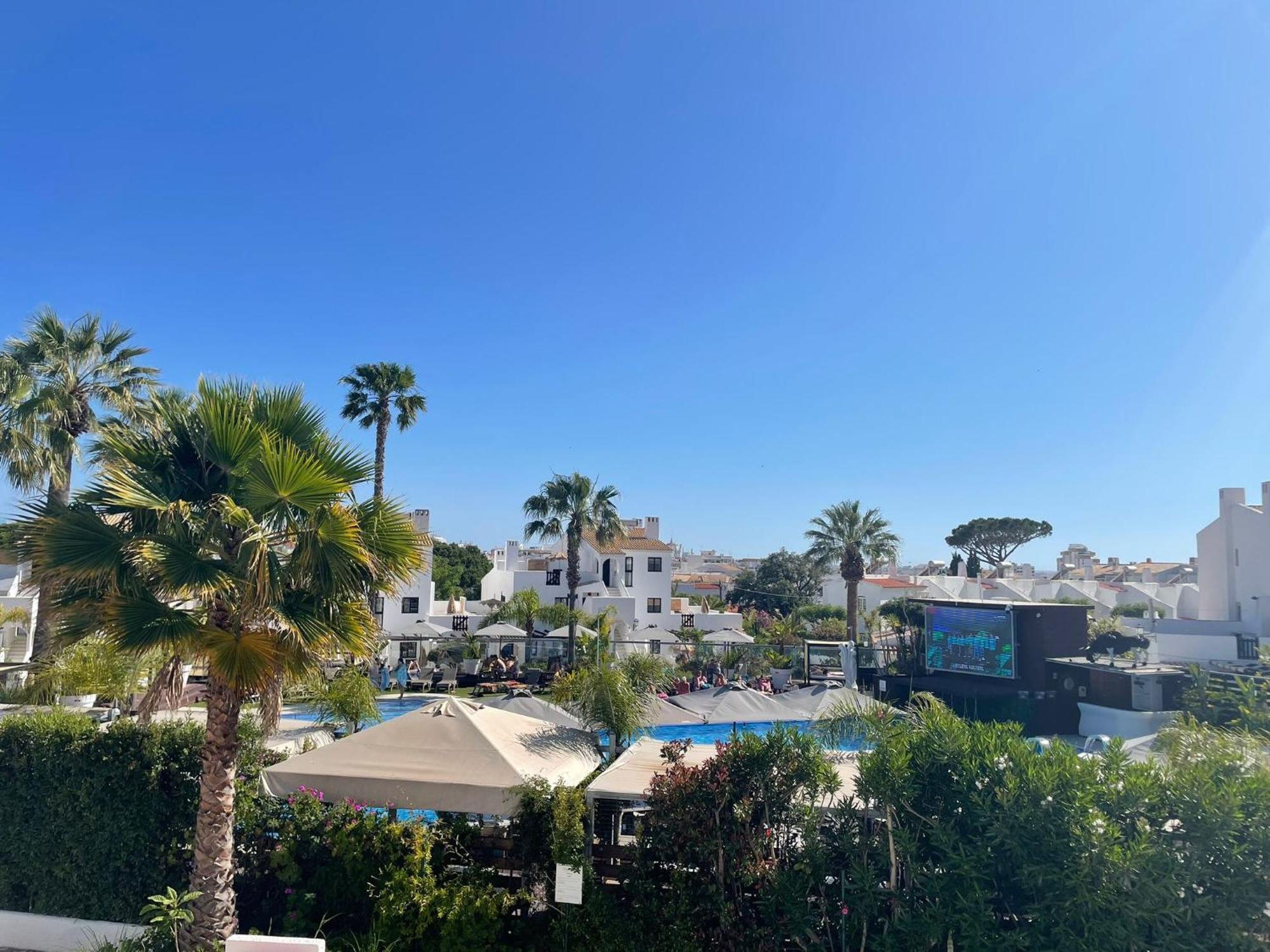 Honorio - Pool And Garden Aparthotel 3*