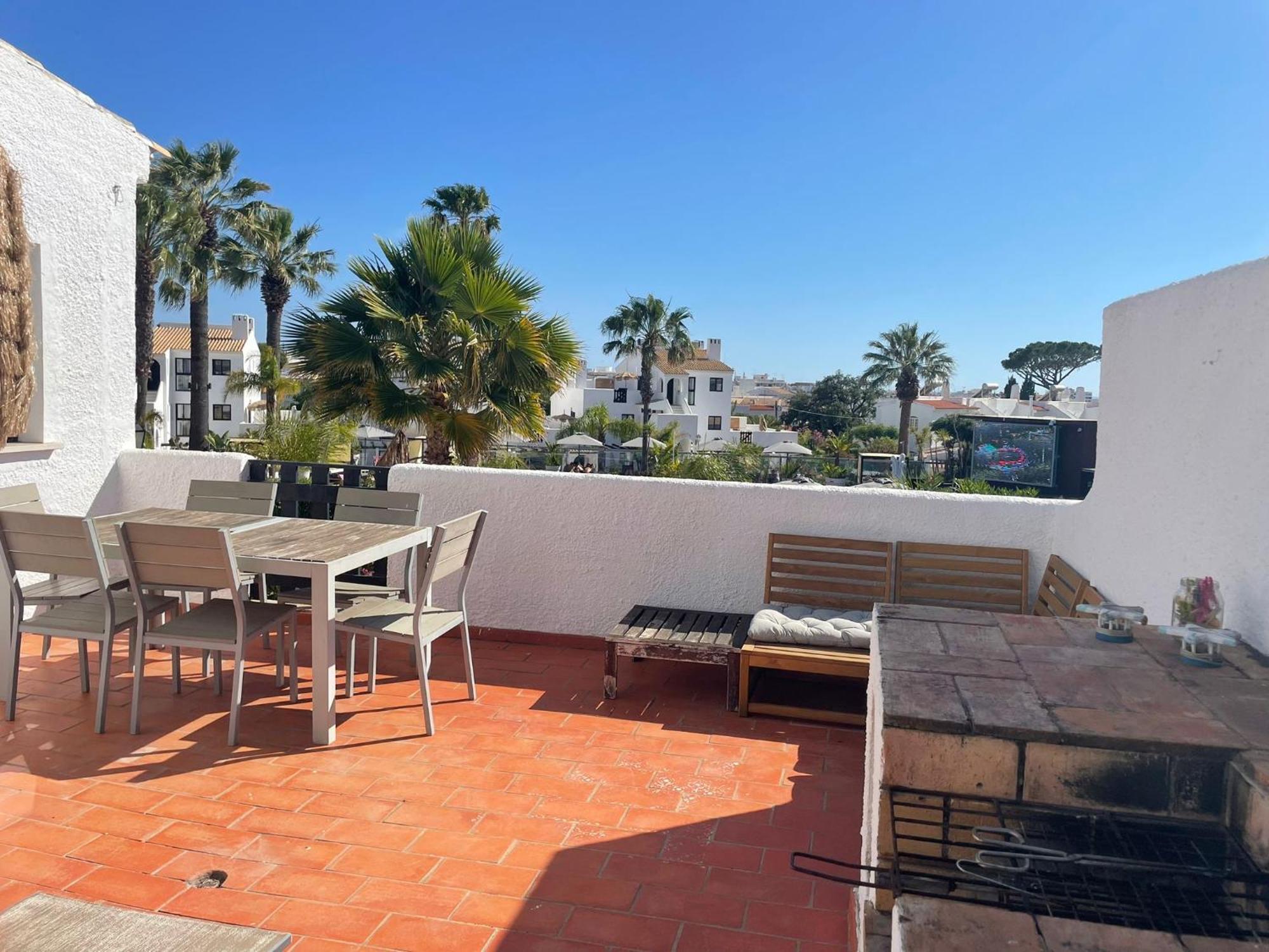 Honorio - Pool&garden Apartahotel Vilamoura