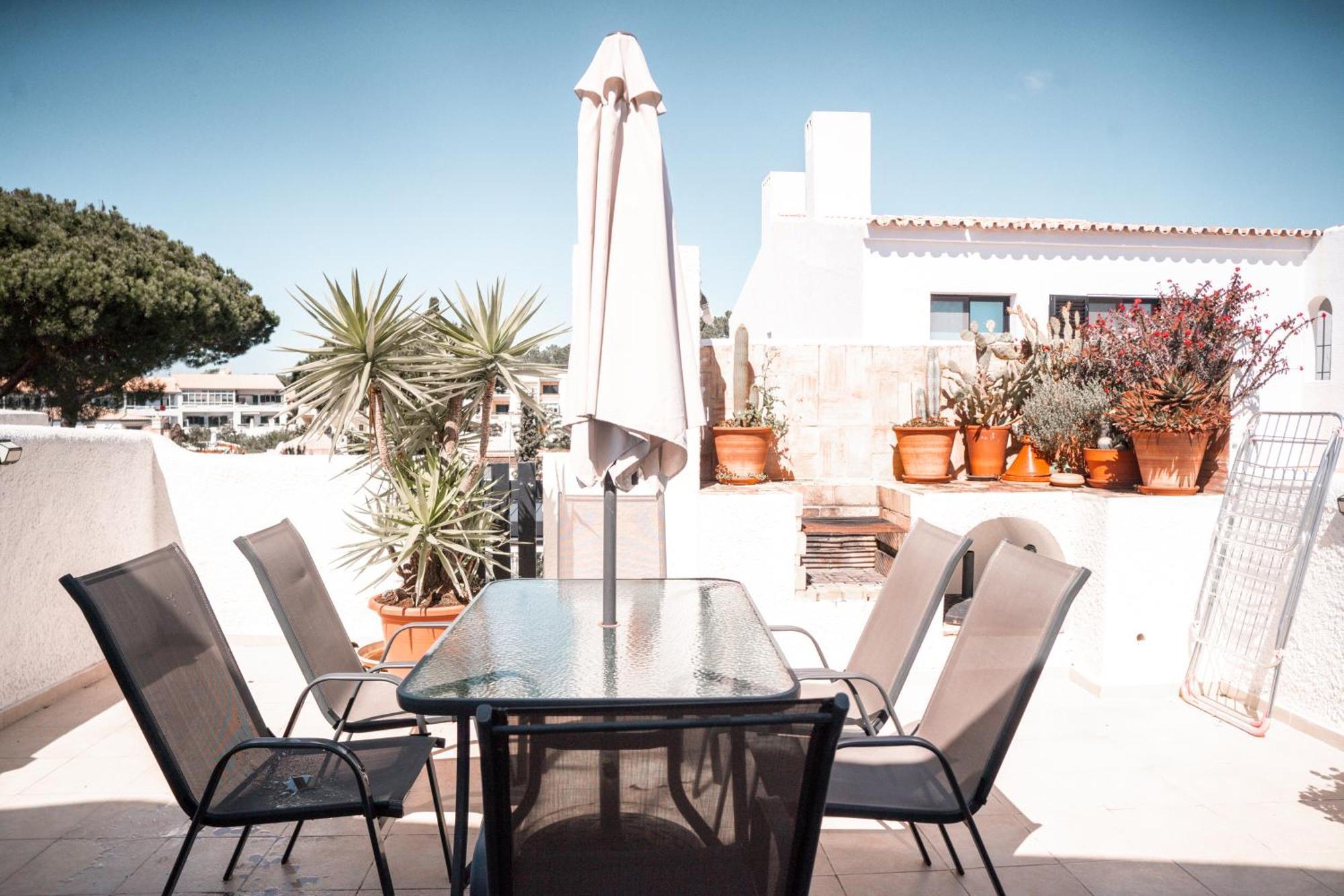 Aparthotel Honorio - Pool And Garden