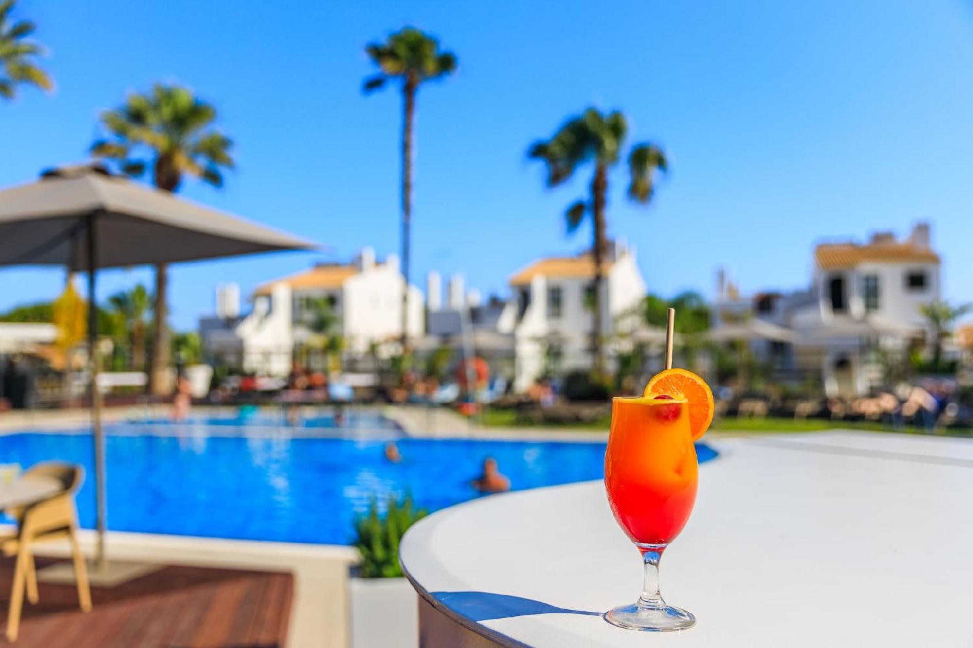 Aparthotel Honorio - Pool And Garden 3*