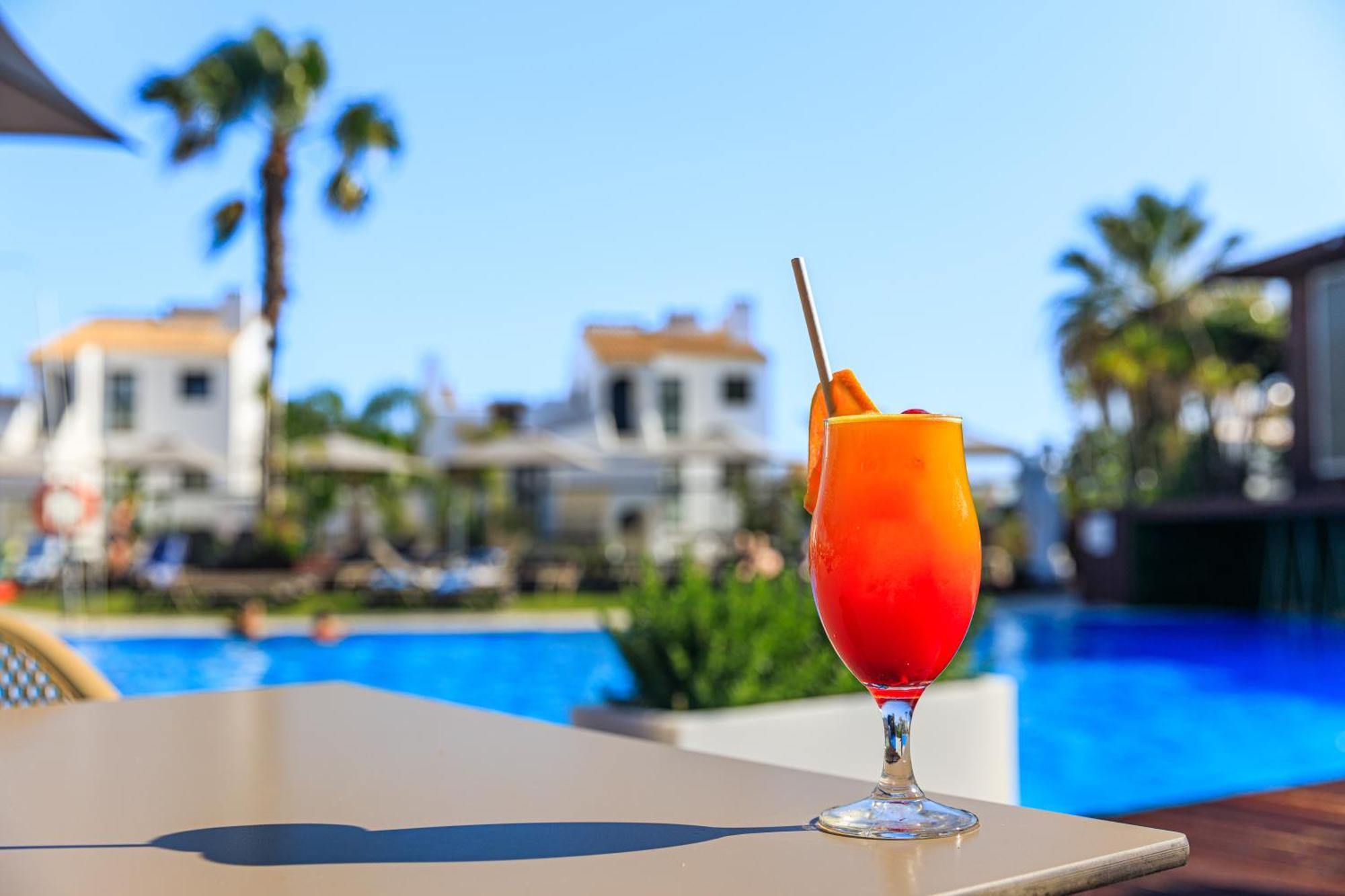 Honorio - Pool And Garden 3*